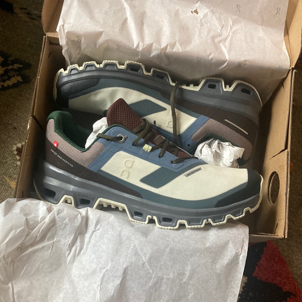 PACKER X ON CLOUDVENTURE WATERPROOF